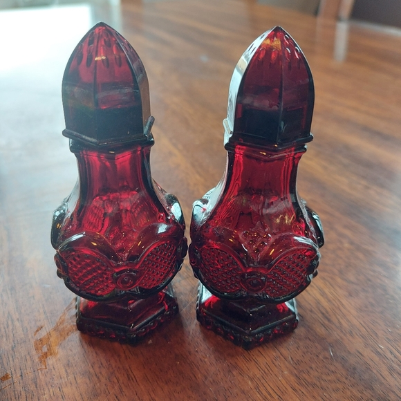 Avon Ruby Red Cape Cod Fragrance Perfume Bottles Empty Some Smell - Picture 3 of 5